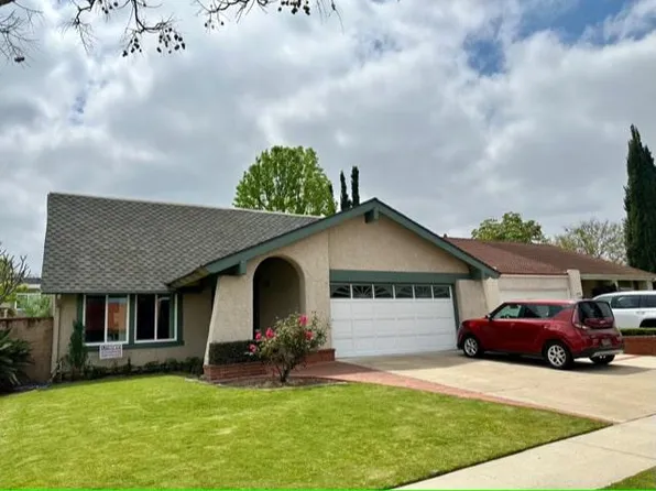 6104 E Camino Correr, Anaheim, CA 92807