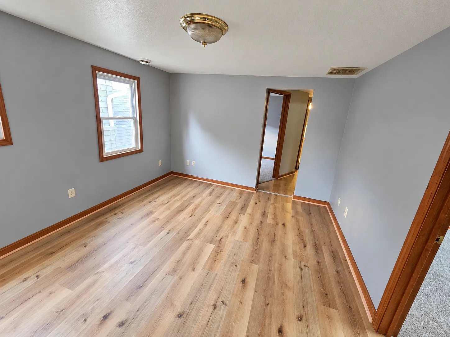 1358 Grand Ave — Photo 3