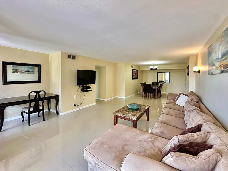 2401 S Ocean Dr #707 — Photo 17