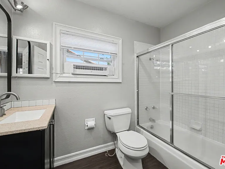 807 Annan Ter — Photo 18