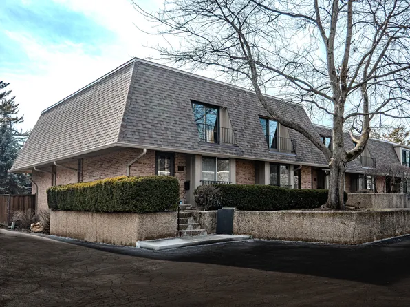 (undisclosed Address), Geneva, IL 60134