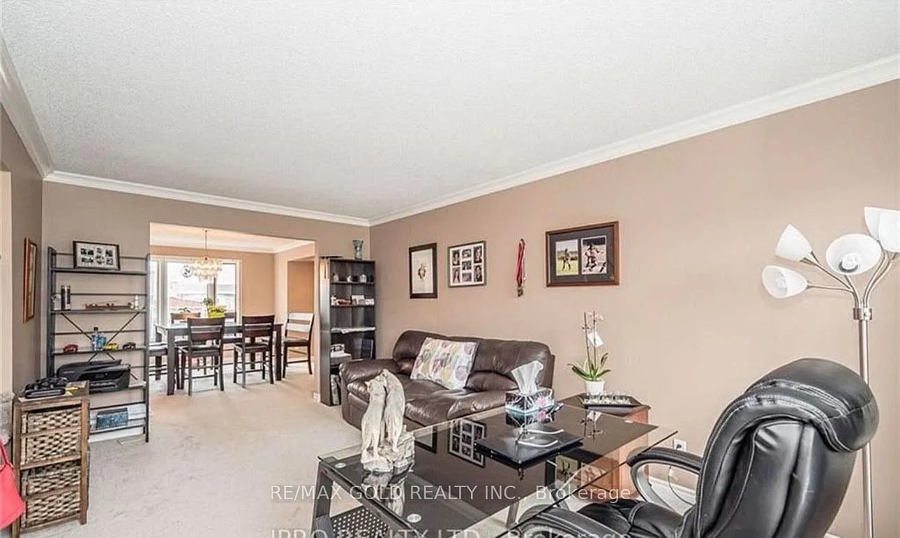 5 bed, $3,600 — Photo 4