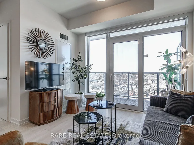 1285 Dupont St #1305 — Photo 18