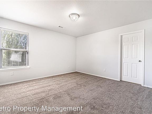 5th image of 1001 Napa Ave