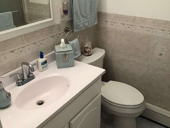 5th image of 19-40 77th St #3
