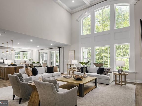 3rd image of 3500 Brazier Ln