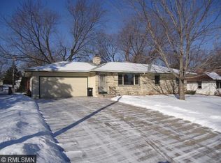 1104 Highview Dr, New Brighton, MN 55112