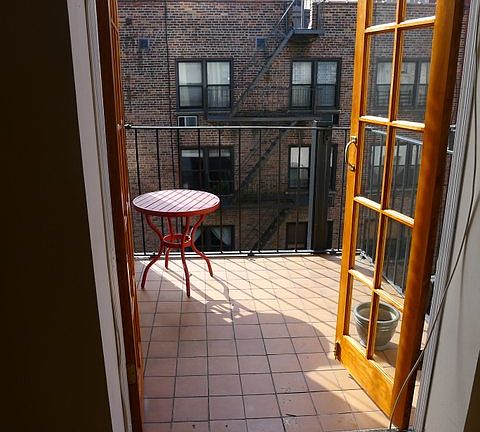 3rd image of 434 E 89th St APT 4C