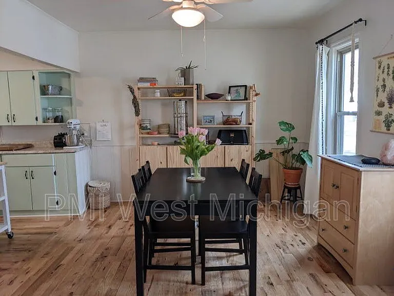 103 Fitzhugh Ave SE #1 — Photo 9