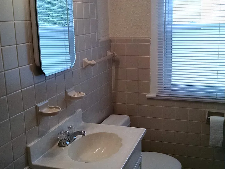28 Triangle Ave — Photo 11