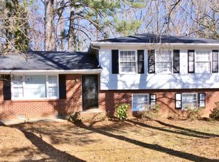 7568 Shadow Wood Dr, Jonesboro, GA 30236