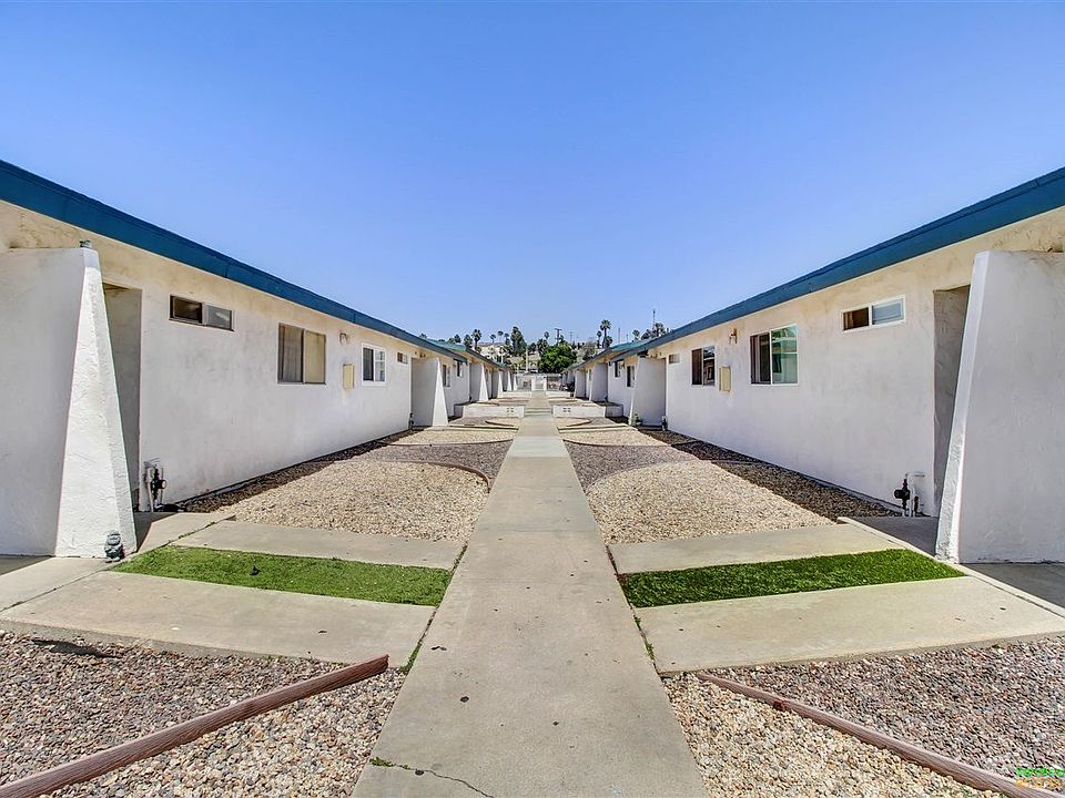 1st image of 477 Blackshaw Ln #21U