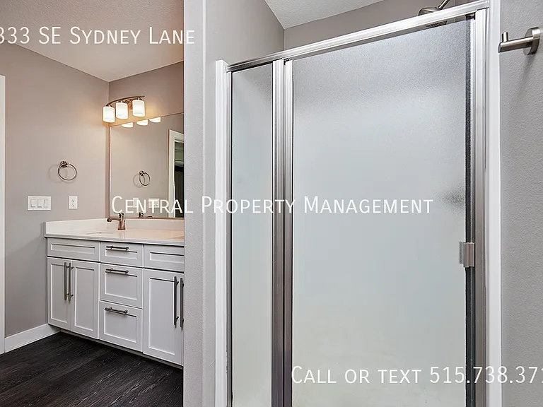 2333 SE Sydney Ln — Photo 21