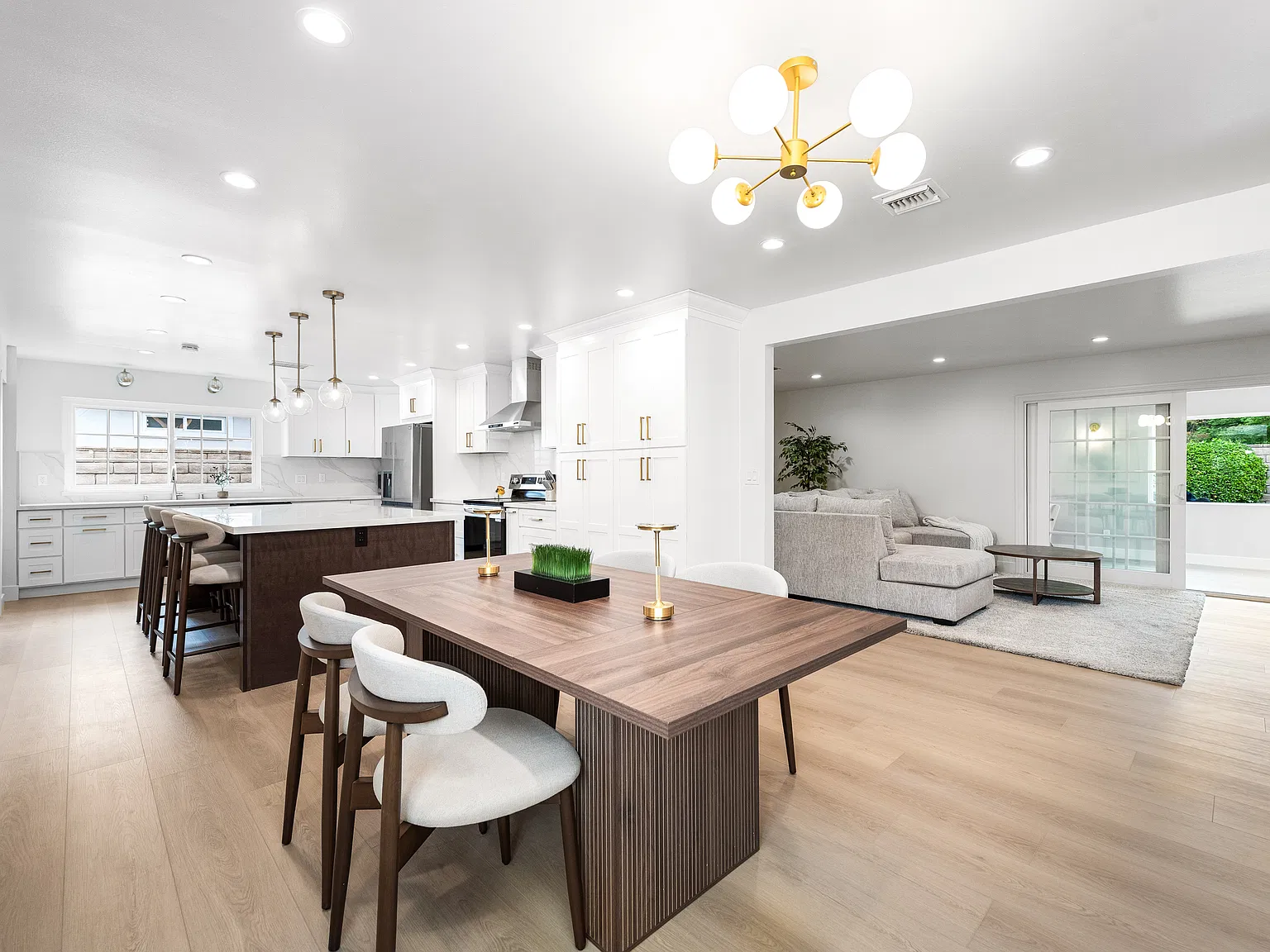 3 bed, 1708 sqft, $6,400 — Photo 2