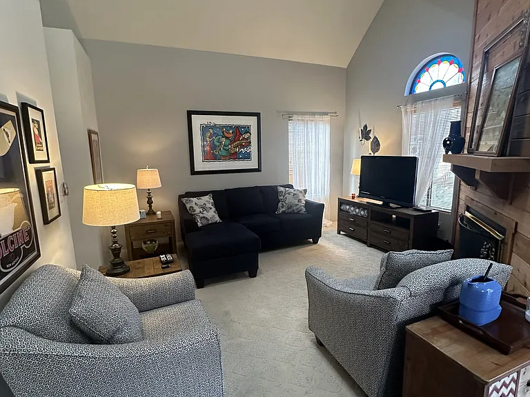 4902 Swiss Mountain Dr — Photo 1