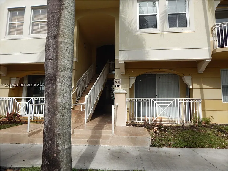 8964 W Flagler St #109 — Photo 2
