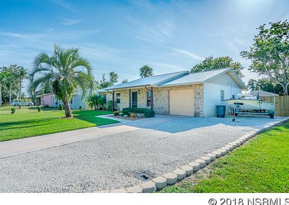 3rd image of 416 Wildwood Dr