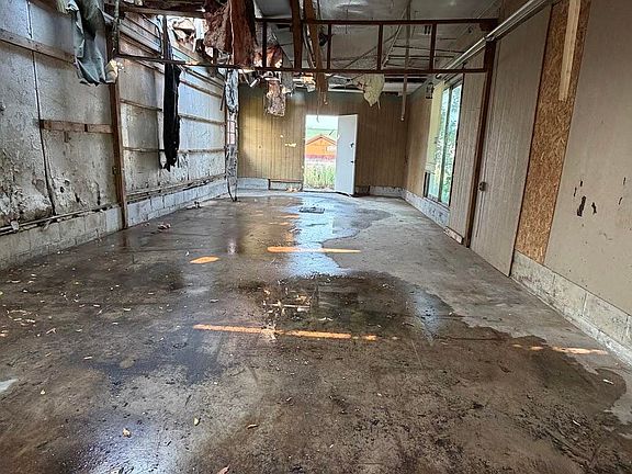 5th image of 130 Campbell Ave