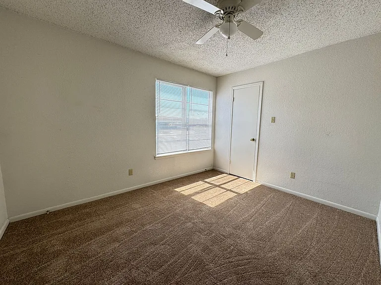 3001 Lake Rd — Photo 6