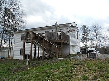5th image of 126 Dogwood Dr