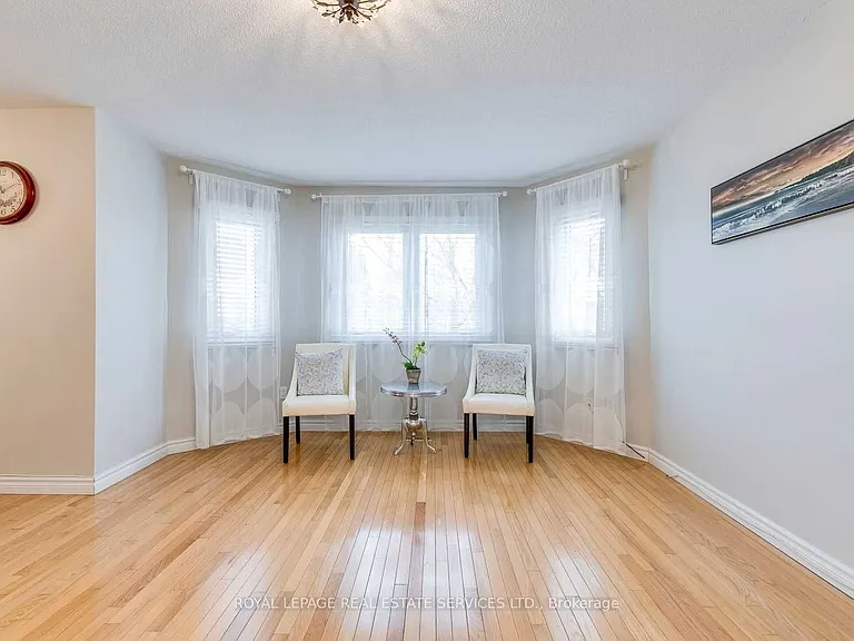 1447 Clearview Dr — Photo 22
