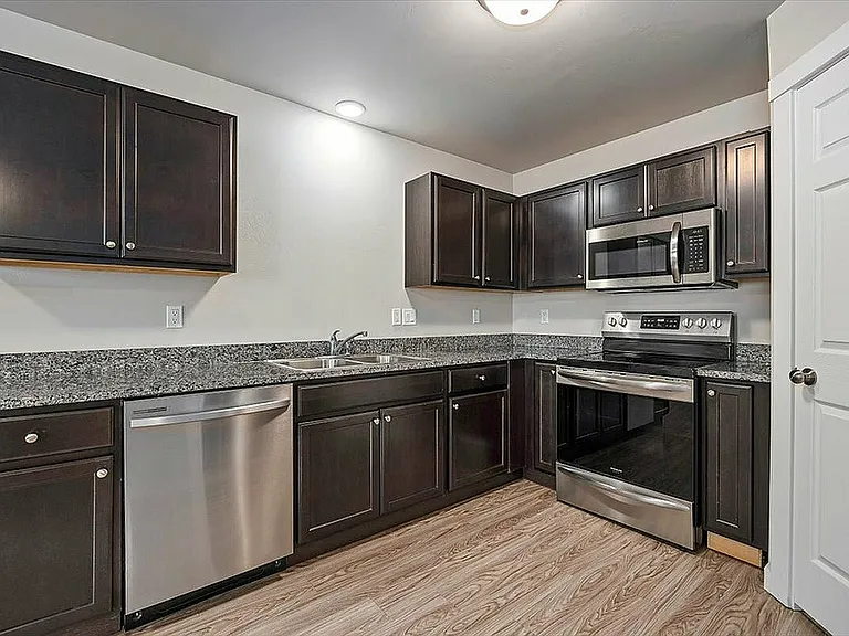 11-Kitchen