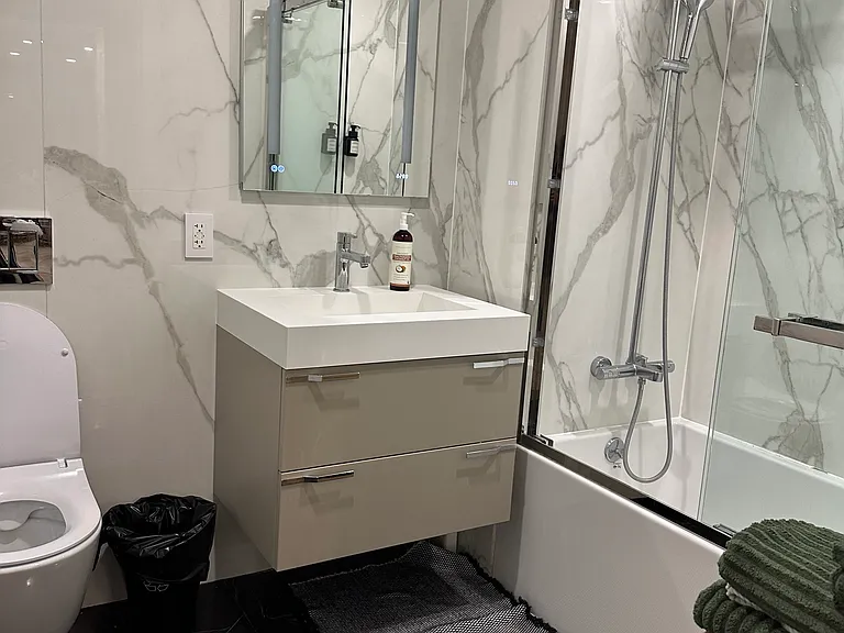 101 E 2nd St #4C — Photo 6