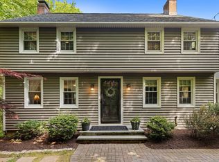 2 Roswell Rd, West Simsbury, CT 06092