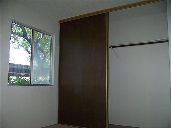 5th image of 4332 Pacific Ave APT 39