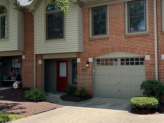 2nd image of 7724 Hackney Cir