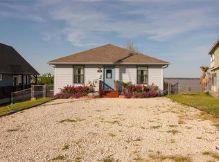 281 E Woodland Shores Dr, Pointblank, TX 77364