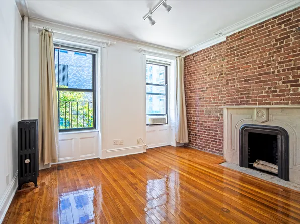 432 East 66th Street image 1 of 5