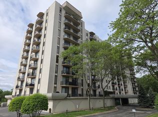 190 S Wood Dale Rd APT 208, Wood Dale, IL 60191
