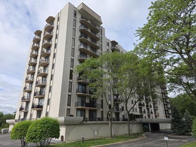 190 S Wood Dale Rd APT 208, Wood Dale, IL, 60191