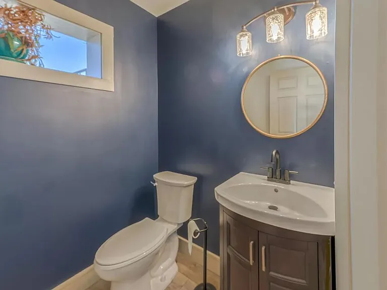 200 E Main St #500 — Photo 22