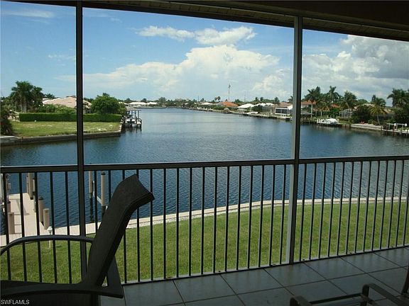 2nd image of 218 Waterway Ct #4-201