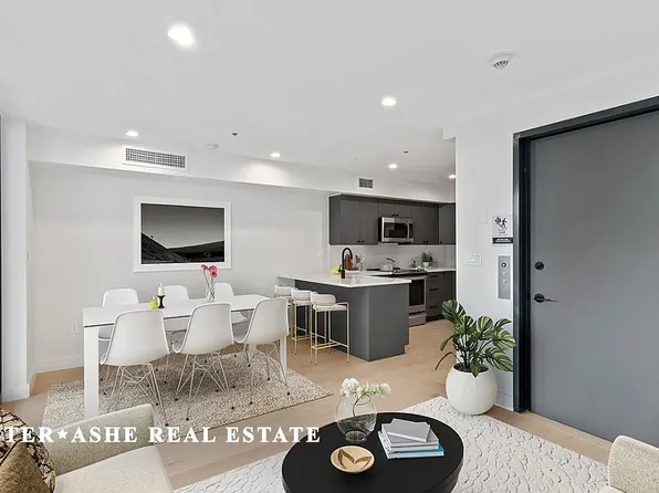 15 Avenue A, New York, NY 10009