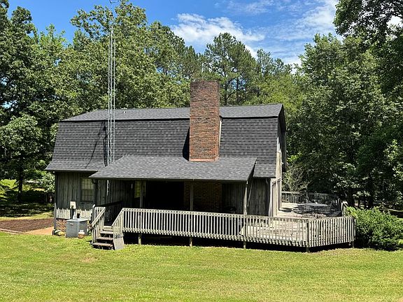 2nd image of 345 Beech Ln