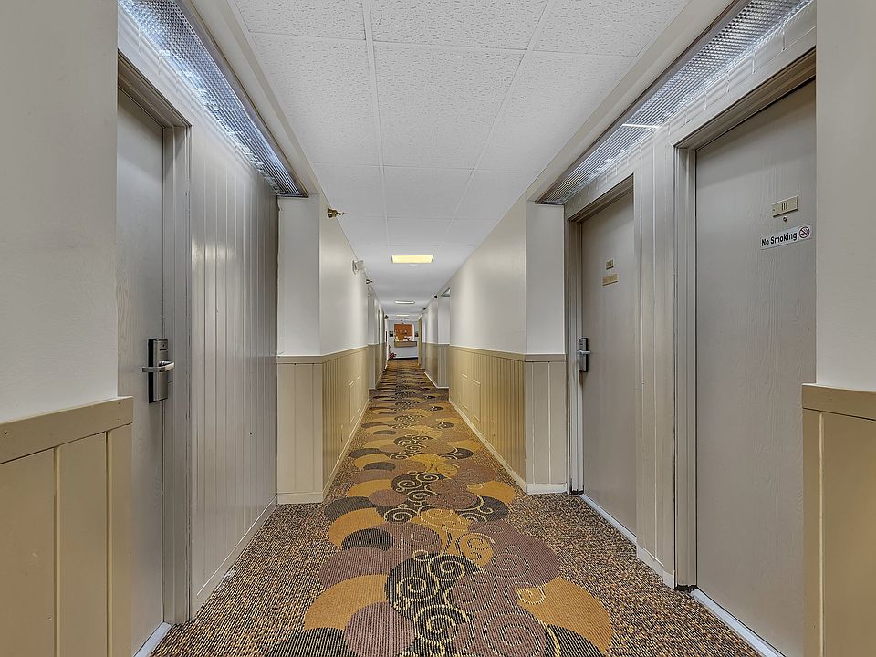 Clean, well-maintained common areas with easy unit access.