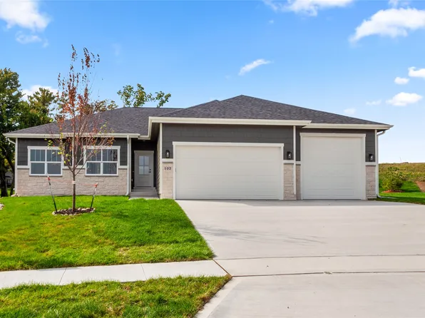 102 Crossroads Ct, Polk City, IA 50226