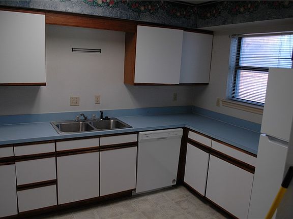 5th image of 600 San Mario Ct