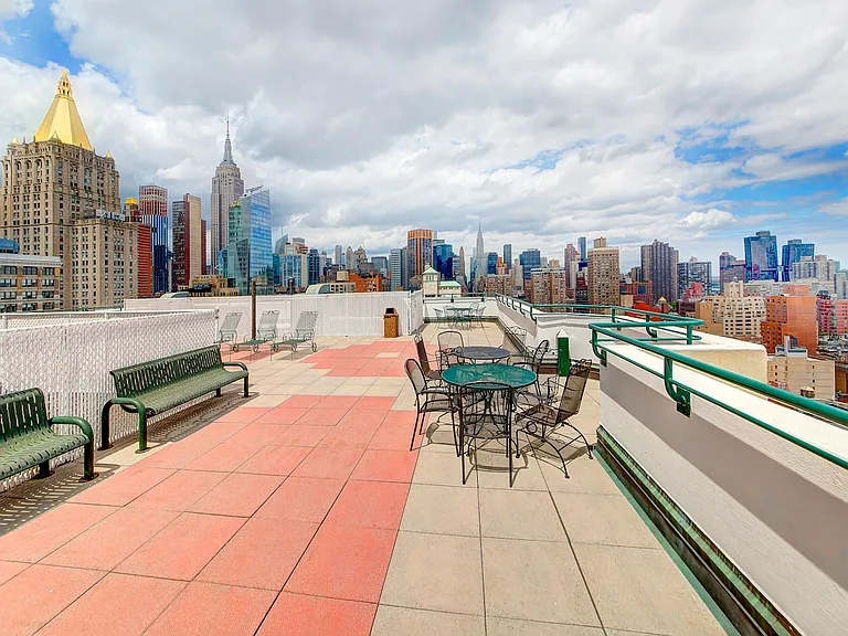 50 Lexington Ave #16H — Photo 9