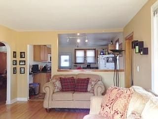 3rd image of 3100 N Prater Ave