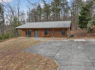 268 Burning Oaks Dr, Sevierville, TN 37876