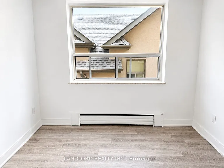 140 Springhurst Ave #31 — Photo 16