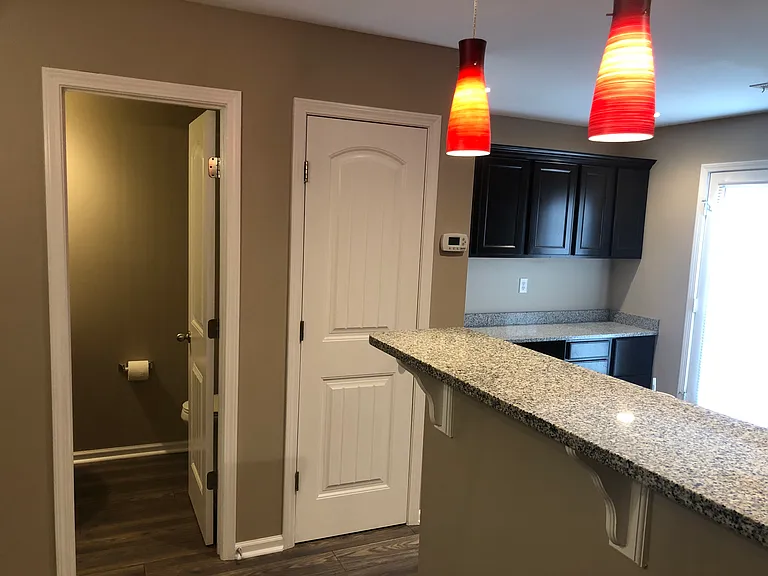 121 Shadow Creek Cv — Photo 5