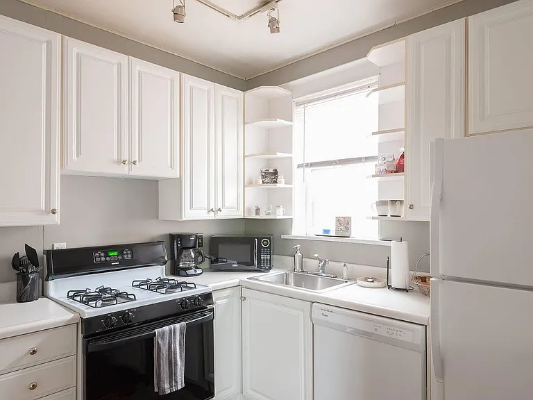 1320 McCausland Ave #B — Photo 10