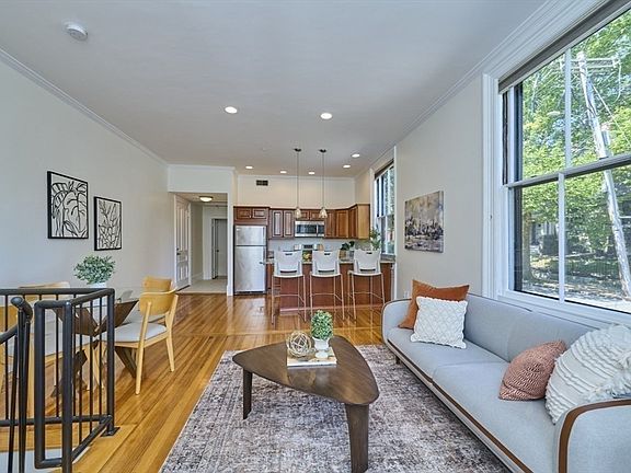 4th image of 400 Broadway APT 3