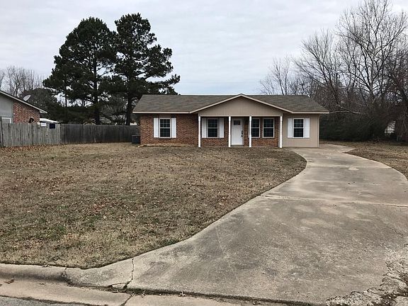3rd image of 1006 Brentwood Dr