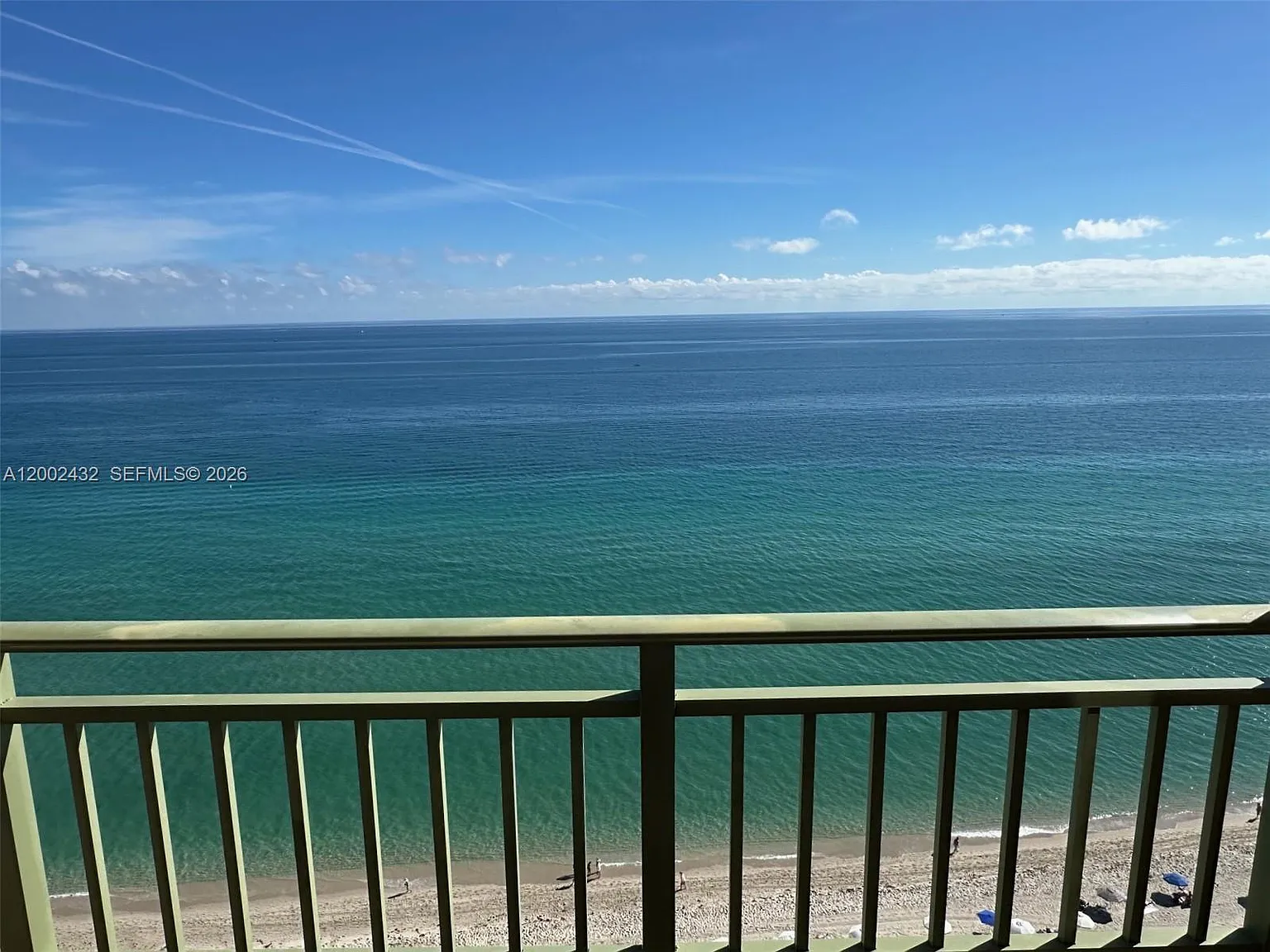2080 Ocean Drive — Photo 3
